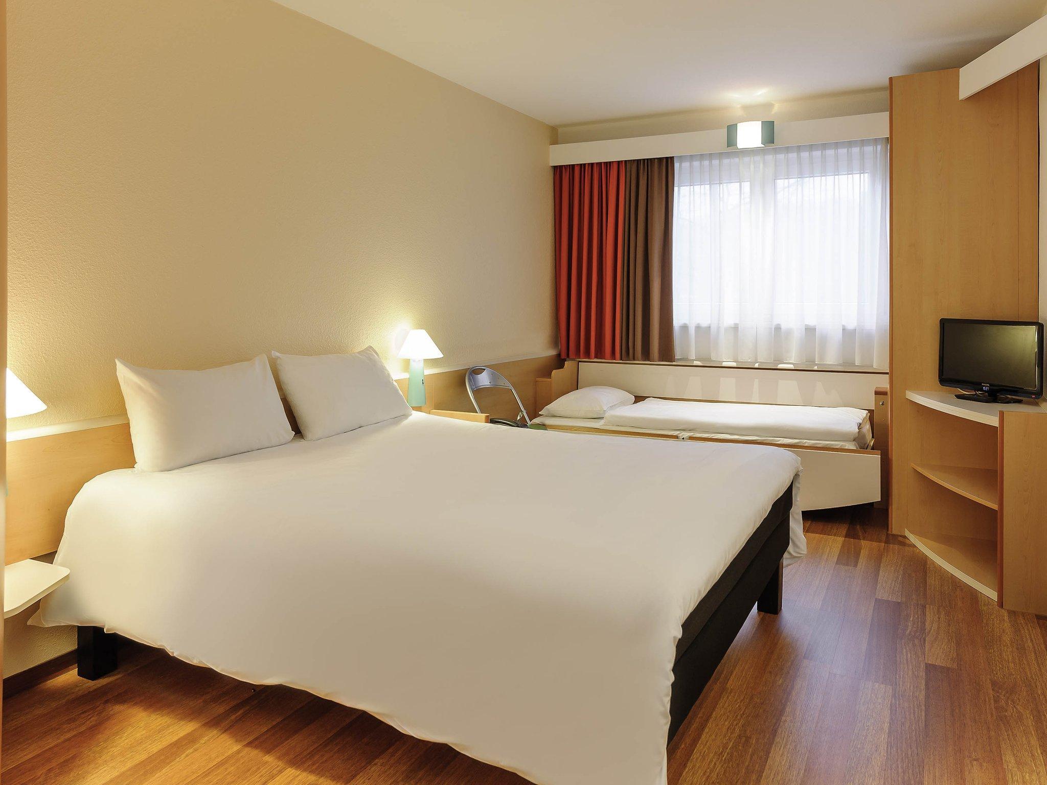 Ibis Hotel Wuerzburg City Exterior photo