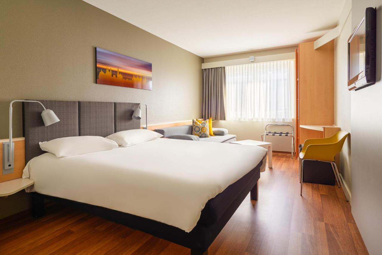Ibis Hotel Wuerzburg City Exterior photo