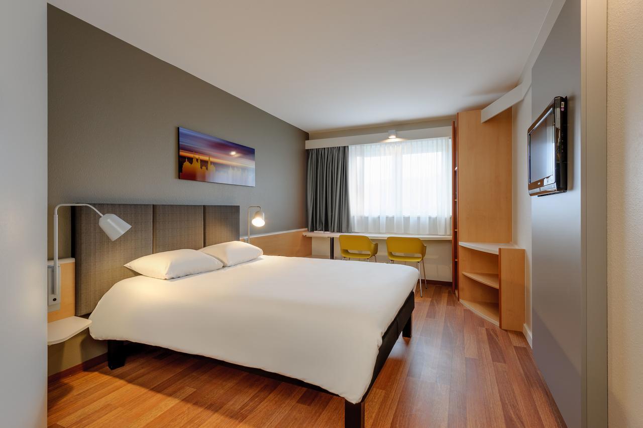 Ibis Hotel Wuerzburg City Exterior photo